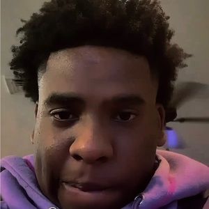 Meet your Posher, Lorenzo